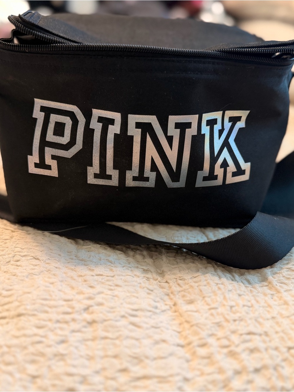 PINK Victoria’s Secret Mini Cooler Bag 💕